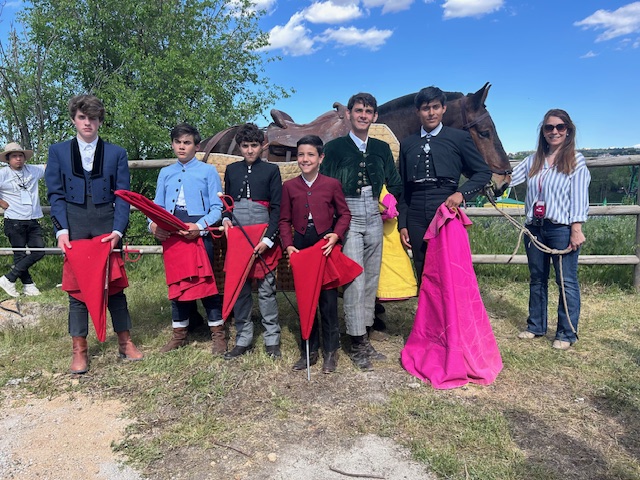 Equigarce y alumnos de las escuelas taurinas de Galapagar, Anchuelo y Navas del Rey